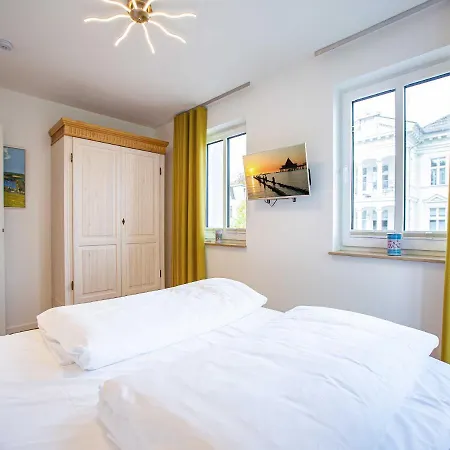 Quartier Eichenweg 5 * Neuhof (Heringsdorf)